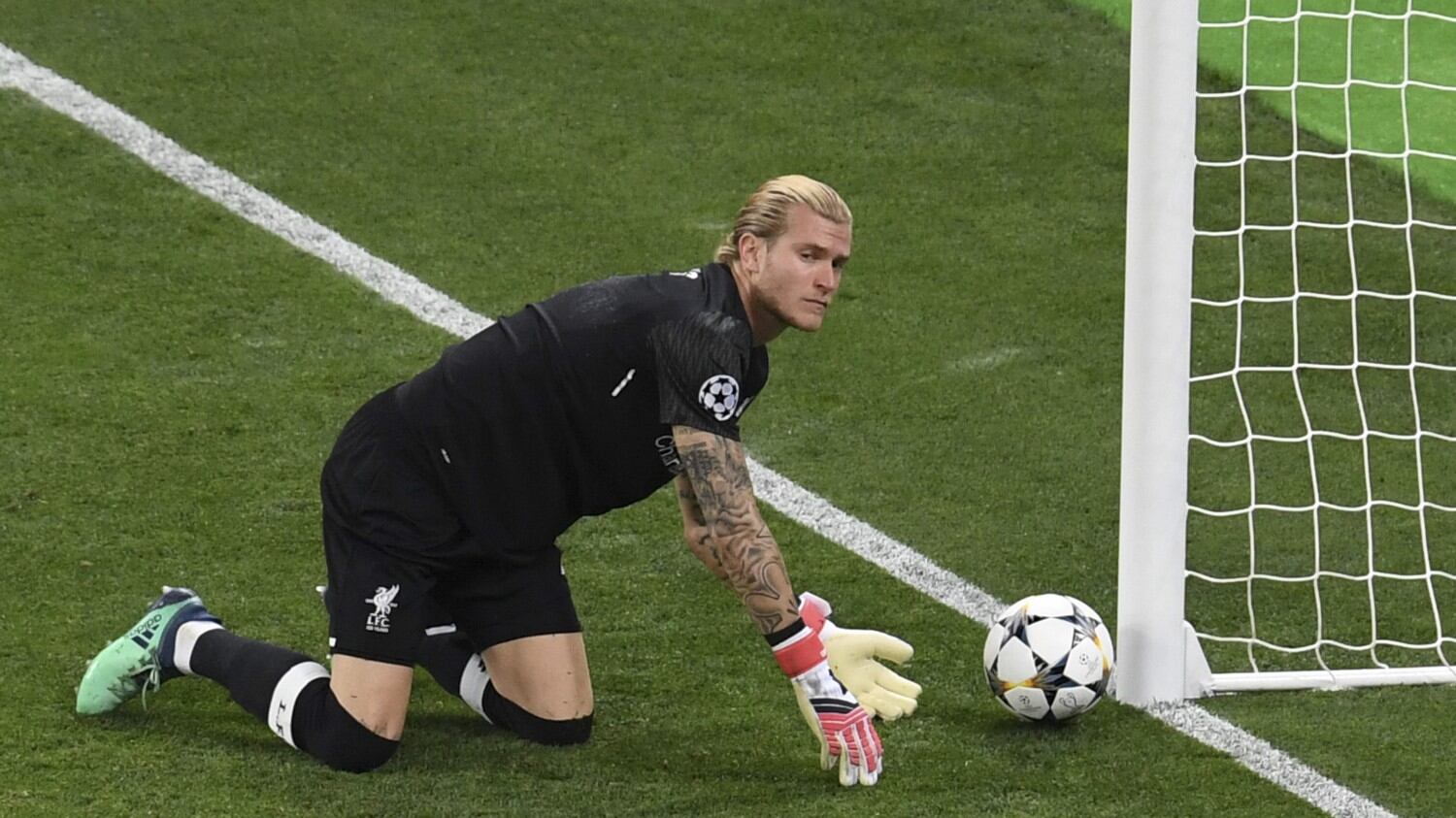 La serata da incubo di Karius: due papere che regalano la Champions al Real