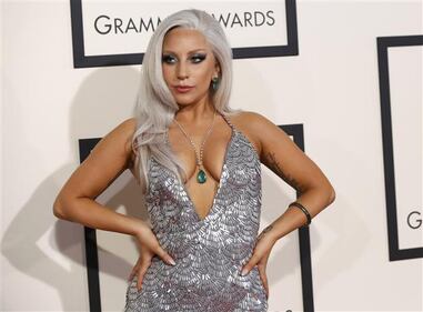 Lady Gaga senza trucco e in reggiseno su Instagram 25