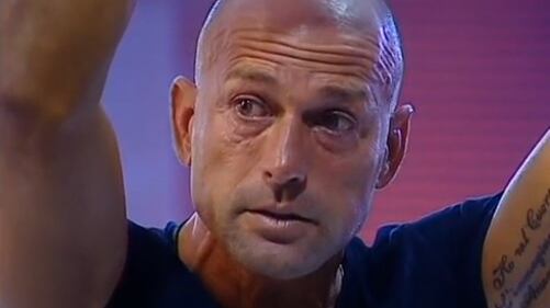 Gf Vip, Bettarini scrive una lettera di scuse a Clemente. Ma il pugile non si presenta