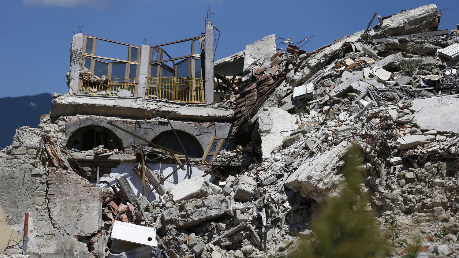 Dl terremoto, ok del governo: incentivi economici e smaltimenti più veloci