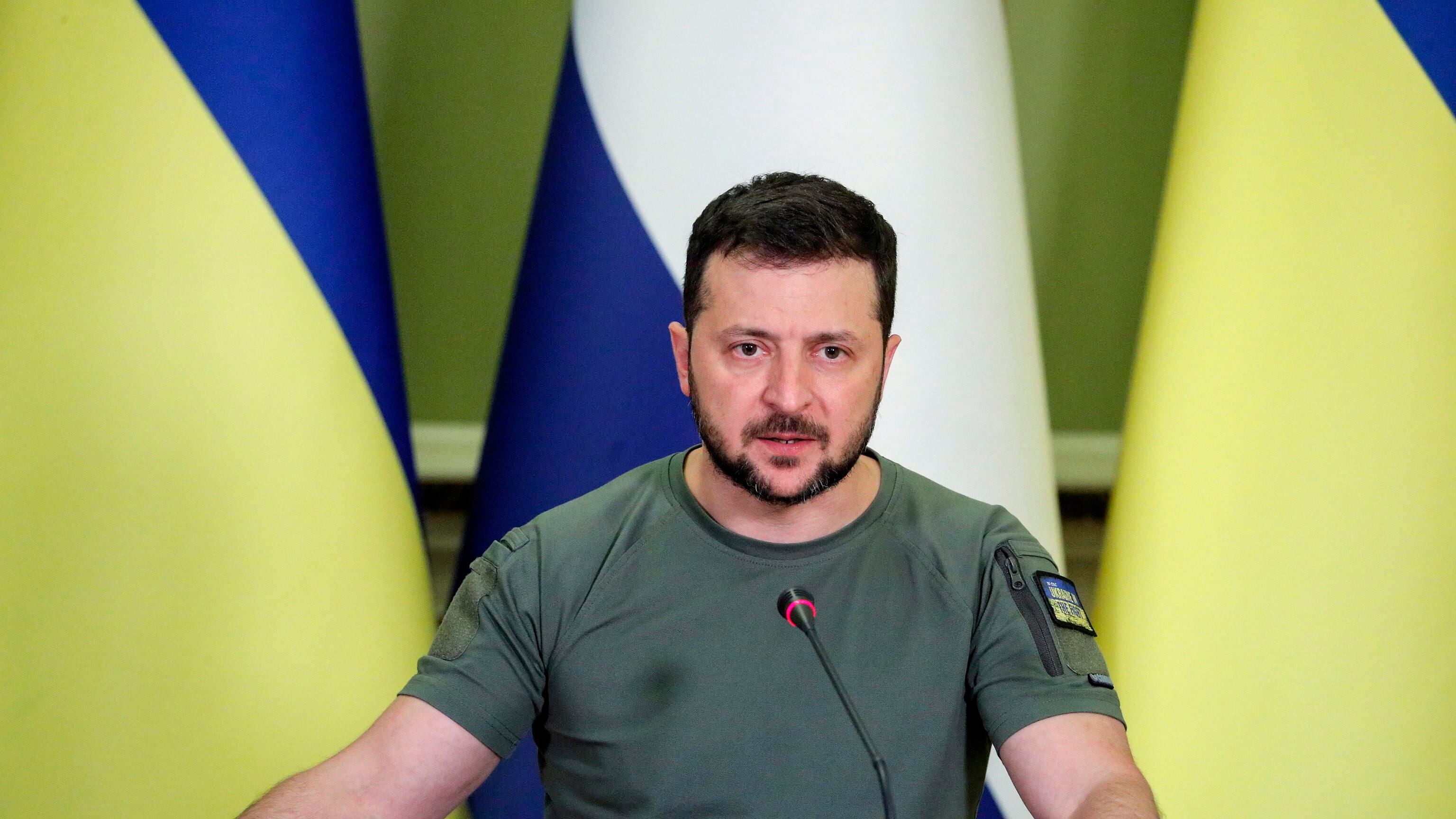 Per Amnesty il vero "orco" è Zelensky: "Ha messo in pericolo le vite dei civili"
