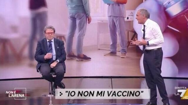 Furia di Massimo Giletti contro il medico anti-vaccino: "Lei è fatto! Si dia una calmata"