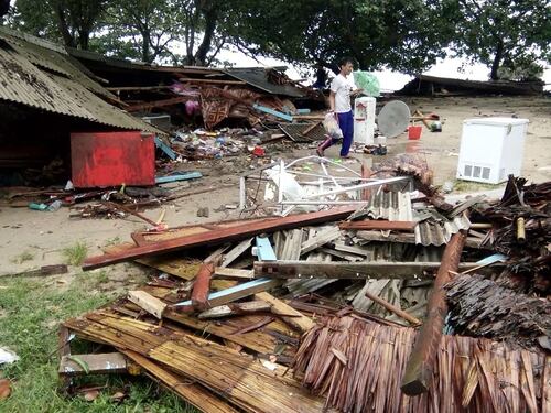Indonesia, sale il numero dei morti. Si teme una crisi sanitaria