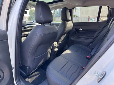 Jeep Avenger mild-hybrid: guarda la gallery del nuovo B-SUV ibrido 17