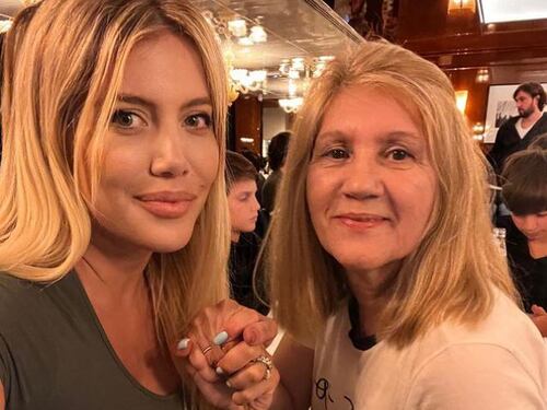 "Ipocrita e incoerente". Bufera social su Wanda Nara: ecco cos'è successo