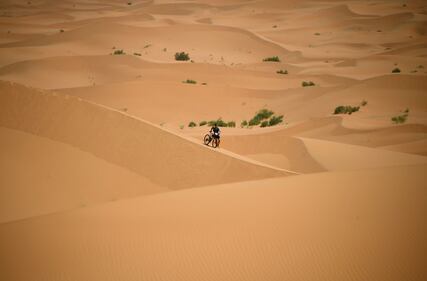 In Marocco si corre la Titan Desert, la gara per mountain biker nel deserto 1