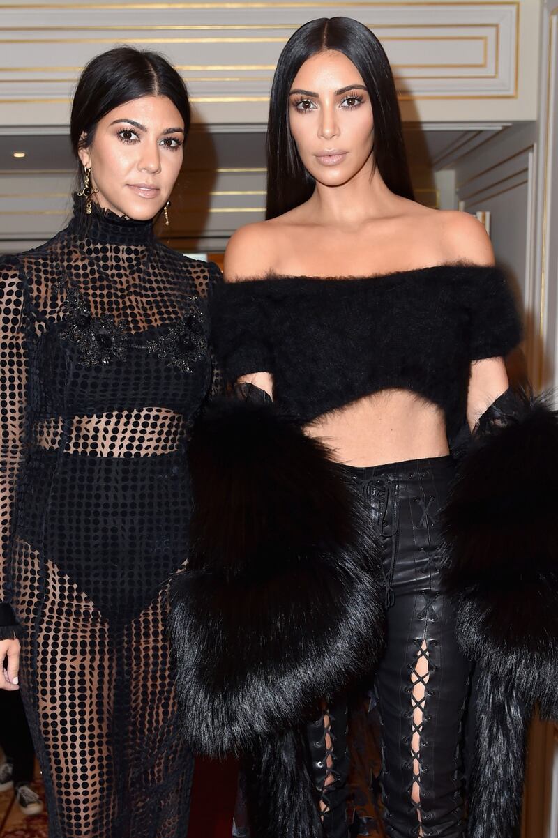 Kim Kardashian, il décolleté esplosivo della diva 14