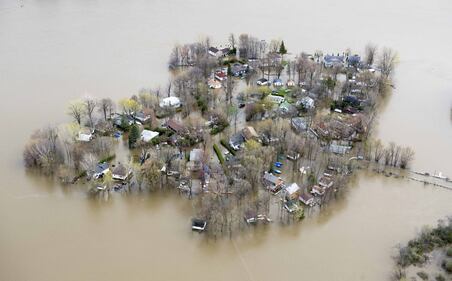 L'esercito canadese dispiegato contro l'alluvione in Quebec 11