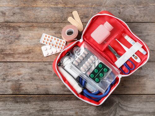I 10 farmaci da portare in vacanza