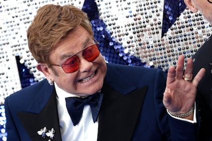 Elton John promuove "Rocket Man": foto 1