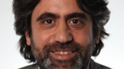 E il premier prova a prendersi anche "l'Unità"