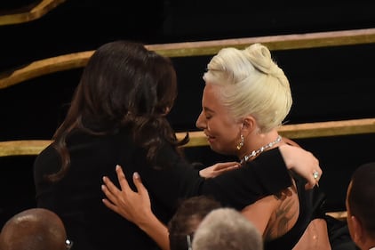  Oscar 2019, l'eleganza di Lady Gaga 11