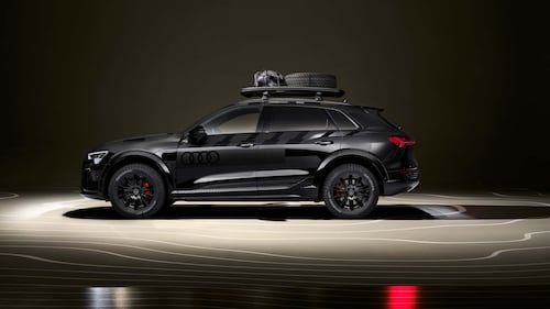 Audi Q8 e-tron edition Dakar, guarda tutte le foto 13