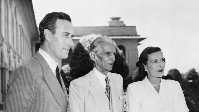 Gli ultimi segreti di Lord Mountbatten. Quei diari che fanno tremare la royal family