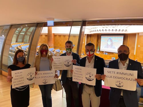 App Immuni, la Lega abbandona la Commissione: "Siete #immuni alla democrazia"
