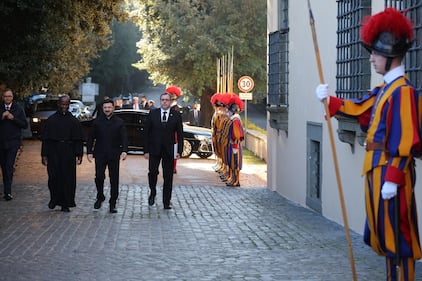 Zelensky a Castel Gandolfo: le foto 4