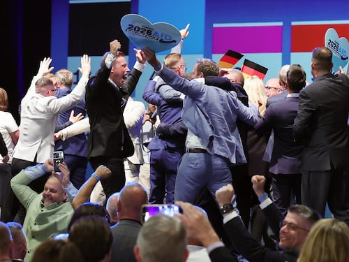 Elezioni in Sassonia, il trionfo dell’Afd: è intorno al 44%. Siegmund: “Abbiamo fatto la storia”. Tonfo CdU: dal 37 al 18,5%. Rebus seggi e alleanze: cosa può succedere