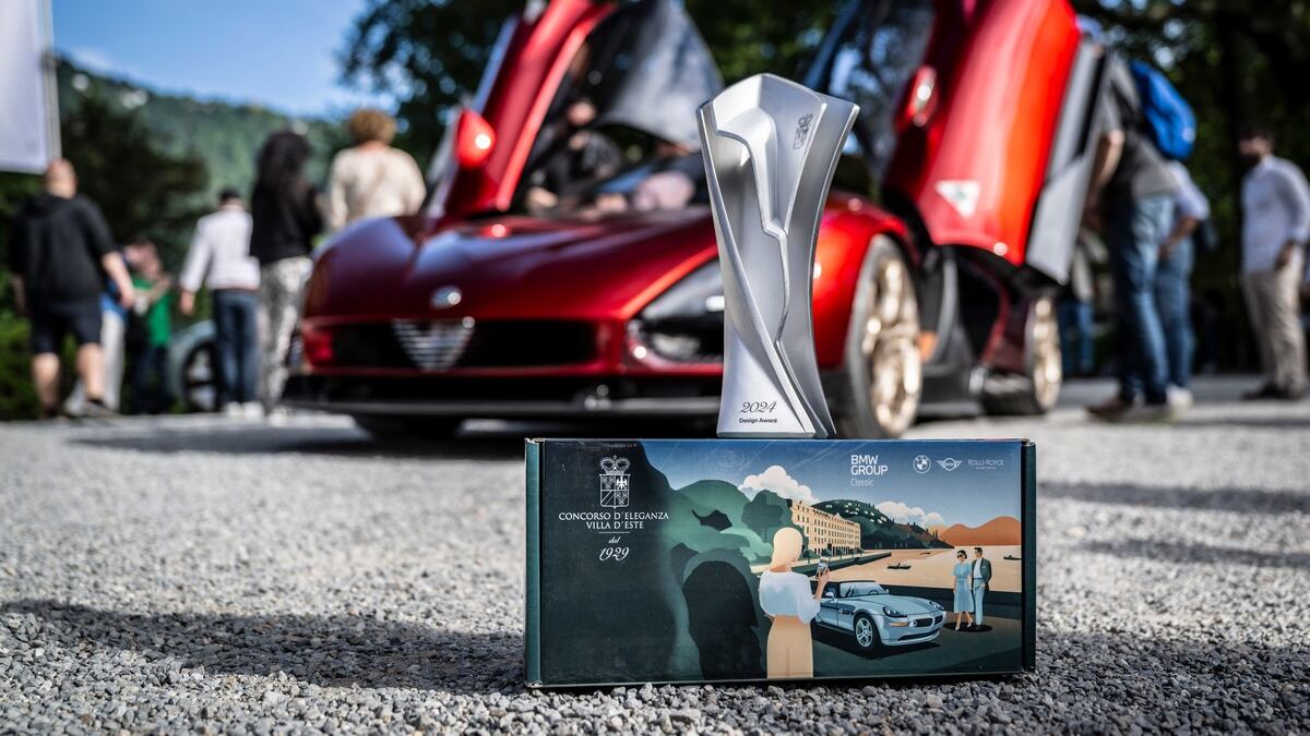 La nuova Alfa Romeo 33 Stradale premiata al Concorso di Eleganza di Villa d’Este