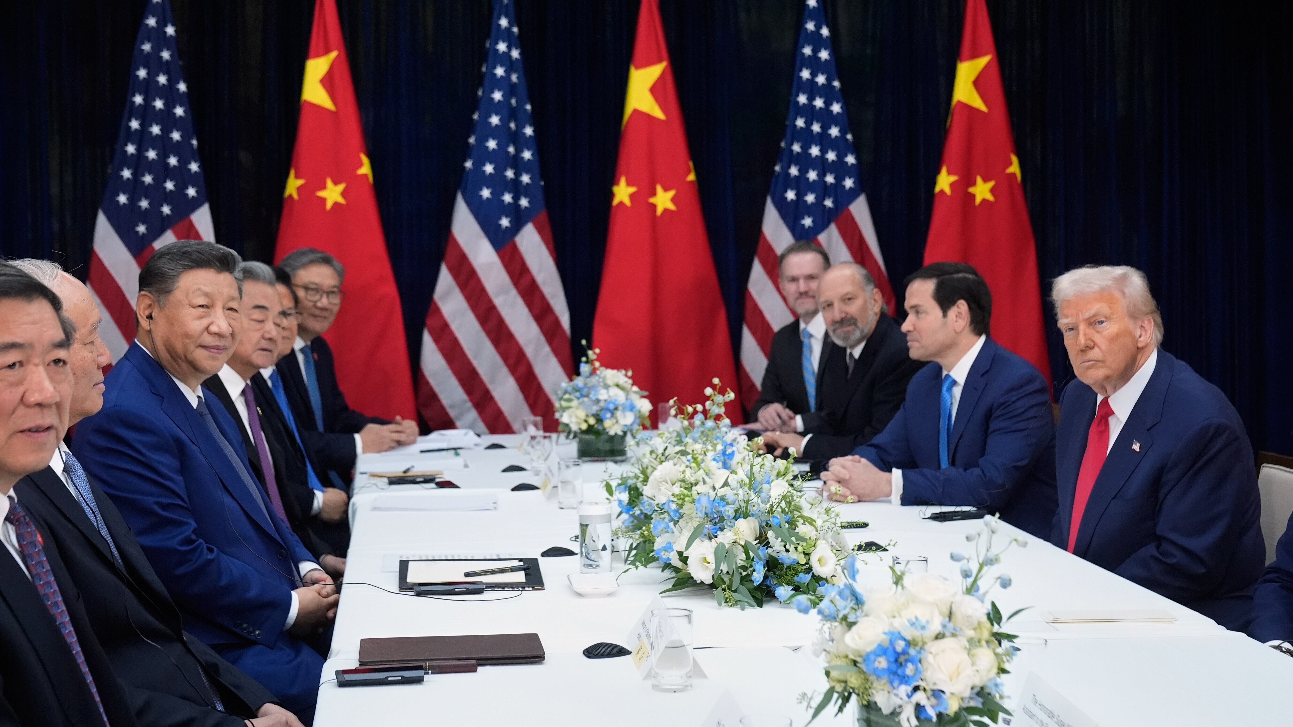 Donald rompe il tabù: "Via ai test nucleari". Minaccia indiretta a Mosca (e Pechino)