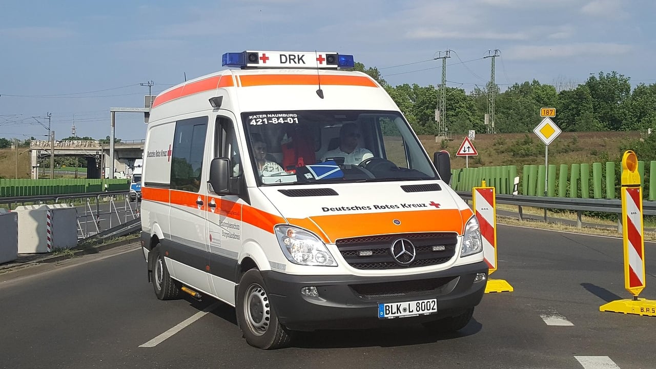 Belgio, bimbo di 15 mesi muore dimenticato in auto: indagine per omicidio colposo