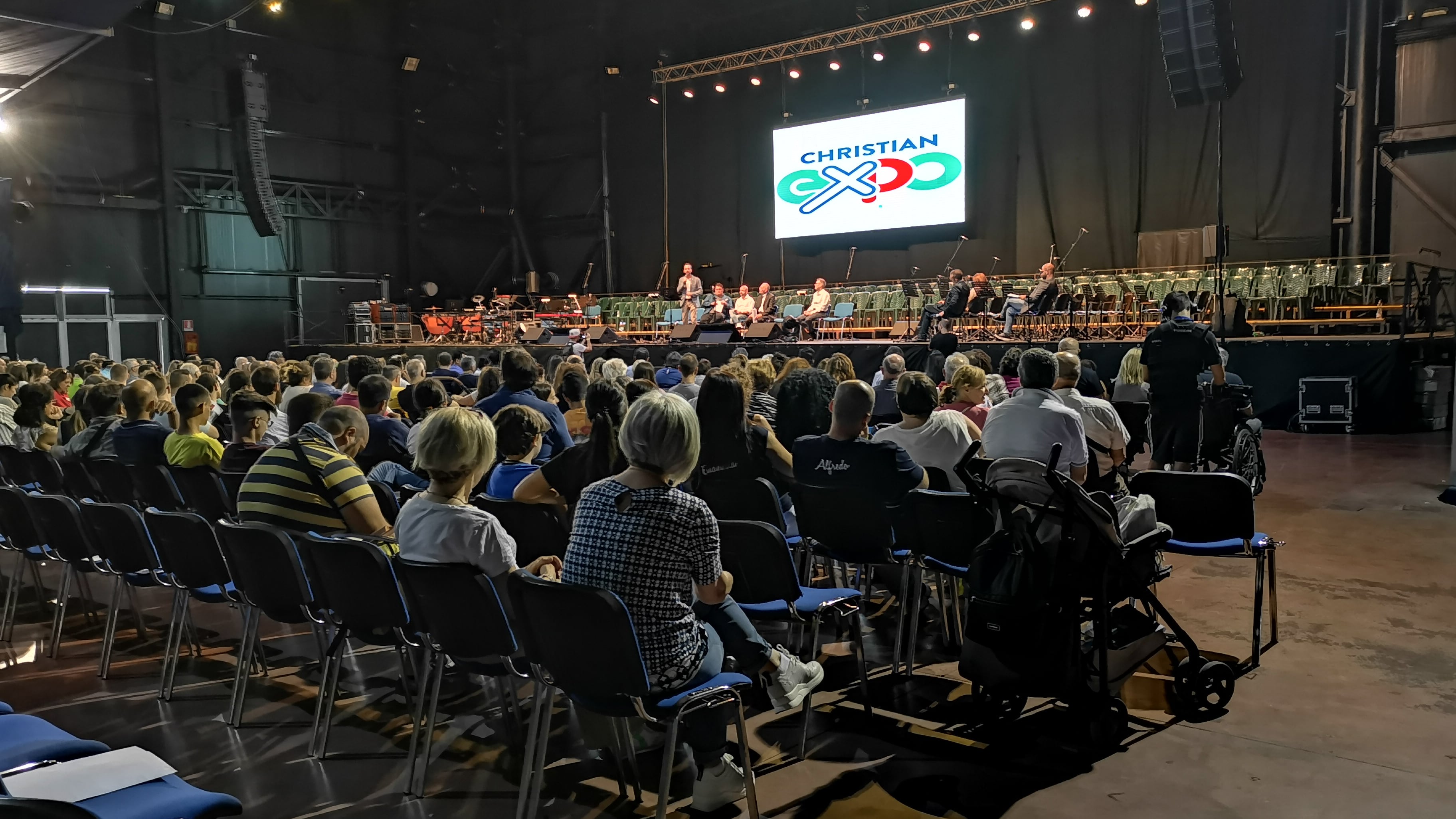 A Napoli la grande fiera cristiana