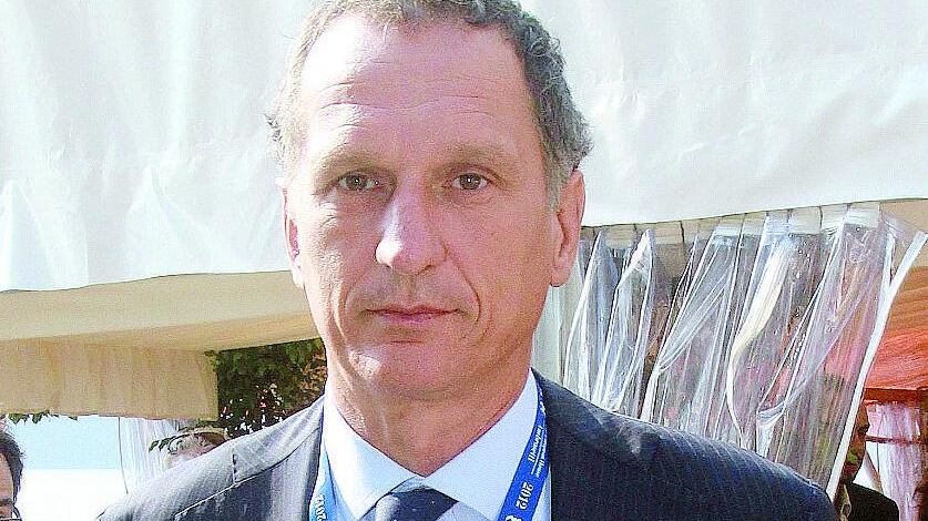 Il crollo dei ricavi preoccupa Telecom