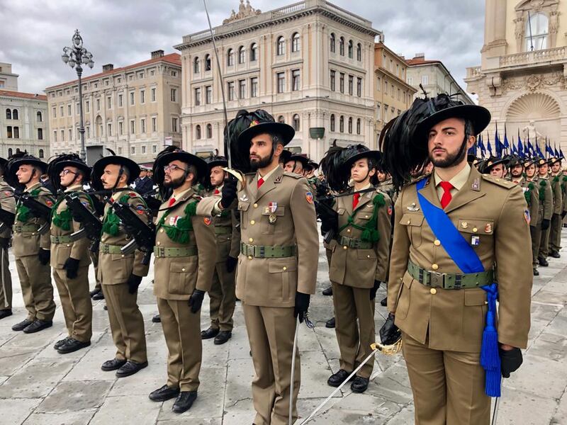 La preparazione della parata del 4 novembre 1