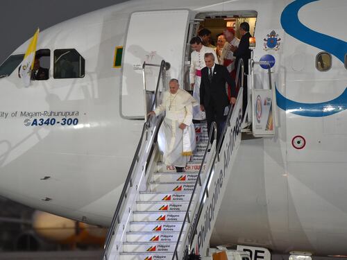 Armi a Kiev e dialogo con Mosca: cosa si nasconde dietro alla parole del Papa