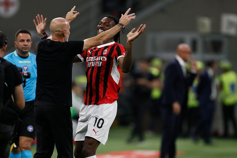 Leao Pioli celebrazione Milan Salernitana