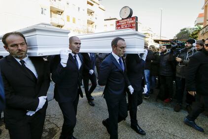 I funerali di Camilla e Gaia 2