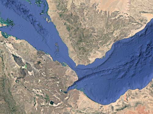 Navi, flussi commerciali e milizie: dove si trova lo stretto di Bab el-Mandeb e perché è importante