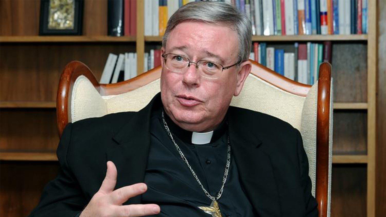 "Francesco ha zittito i complottisti. Delegherà, ma la Chiesa resta lui"