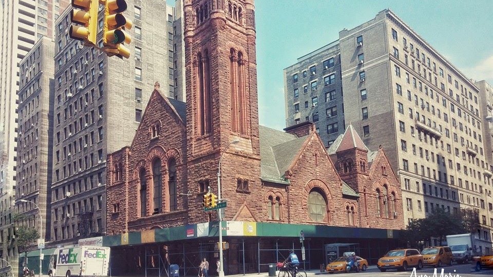 "Quella chiesa va salvata". È battaglia tra residenti e "palazzinari" a New York
