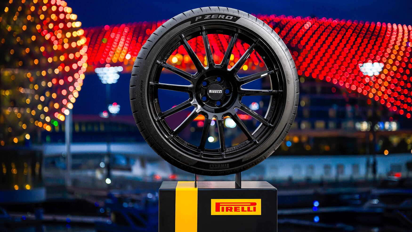 Pirelli P Zero, la quinta generazione conquista Auto Express: miglior pneumatico estivo 2025