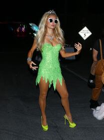Paris Hilton nuda e bondage 31
