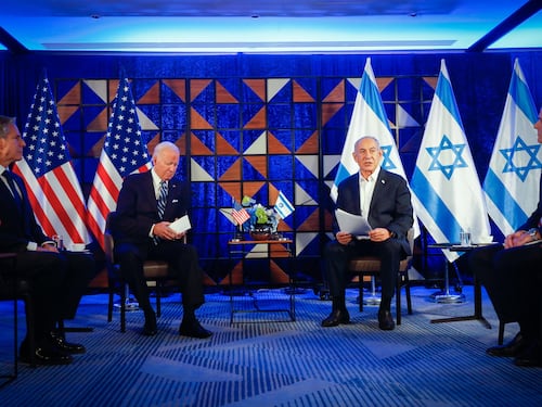 "Chiudere la guerra in poche settimane"."No, conflitto lungo": ora è gelo tra Israele e Usa