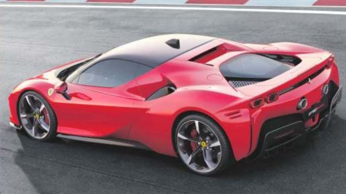 La Ferrari si fa ibrida La più veloce di sempre silenziosa per la città