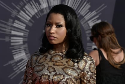 Nicki Minaj in topless per i fan 25