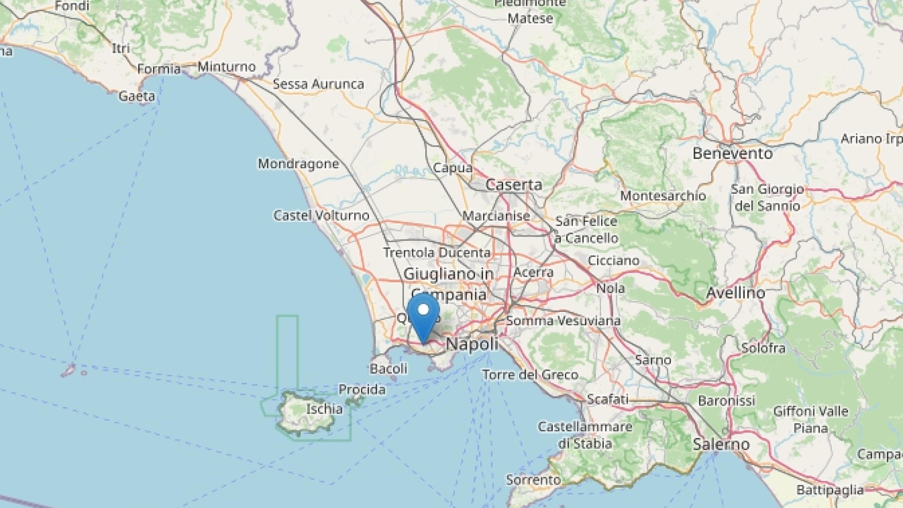 Terremoto ai Campi Flegrei, trema anche Napoli: è la scossa più forte da 39 anni