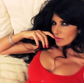 Pamela Prati hot al mare 9