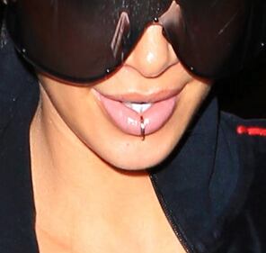 Kim Kardashian, selfie hot su Instagram 10