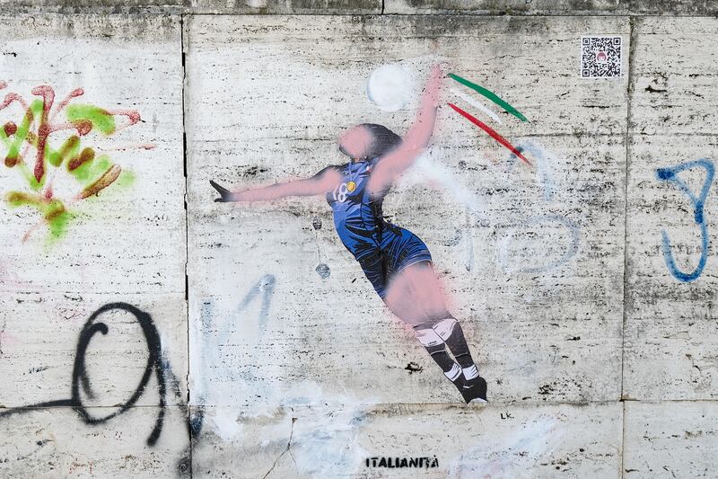 Vandalizzato il murale di Egonu a Roma: ignoti le cancellano la faccia e la dipingono di rosa 1