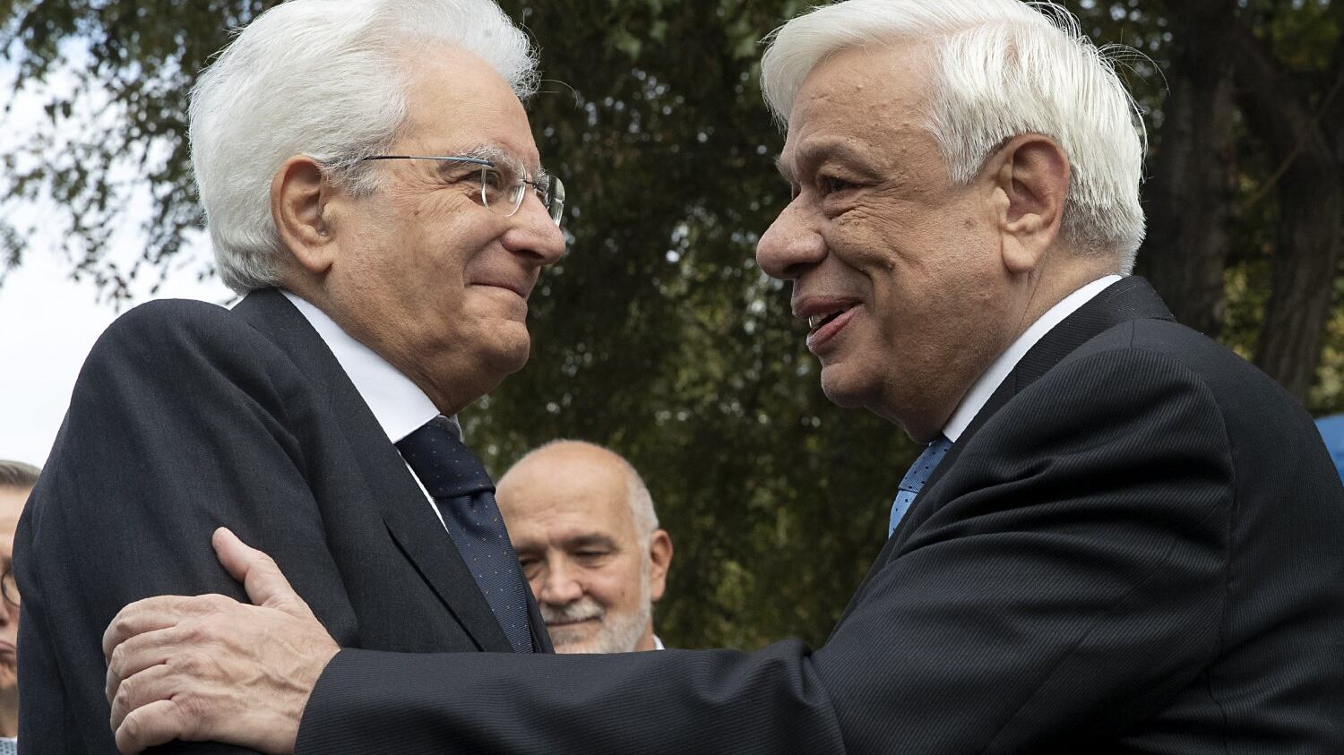 Mattarella: "Avanti con l'Ue, non ripetere errori del passato"