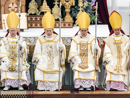 Sfida dei lefebvriani: ricorso al Vaticano contro la scomunica. Lo strappo col Papa