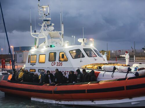 120 vertici per farci tenere i migranti
