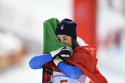 La Goggia vince l'oro nella discesa 4