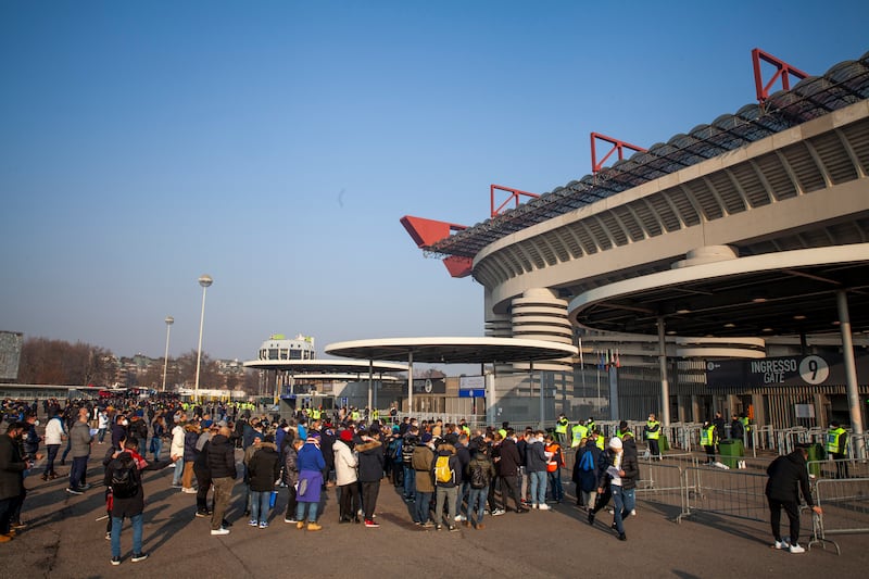 Infortuni e mercato pazzo. È il derby delle incognite