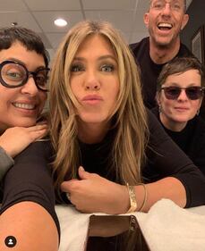Jennifer Aniston vota alle primarie, foto 1
