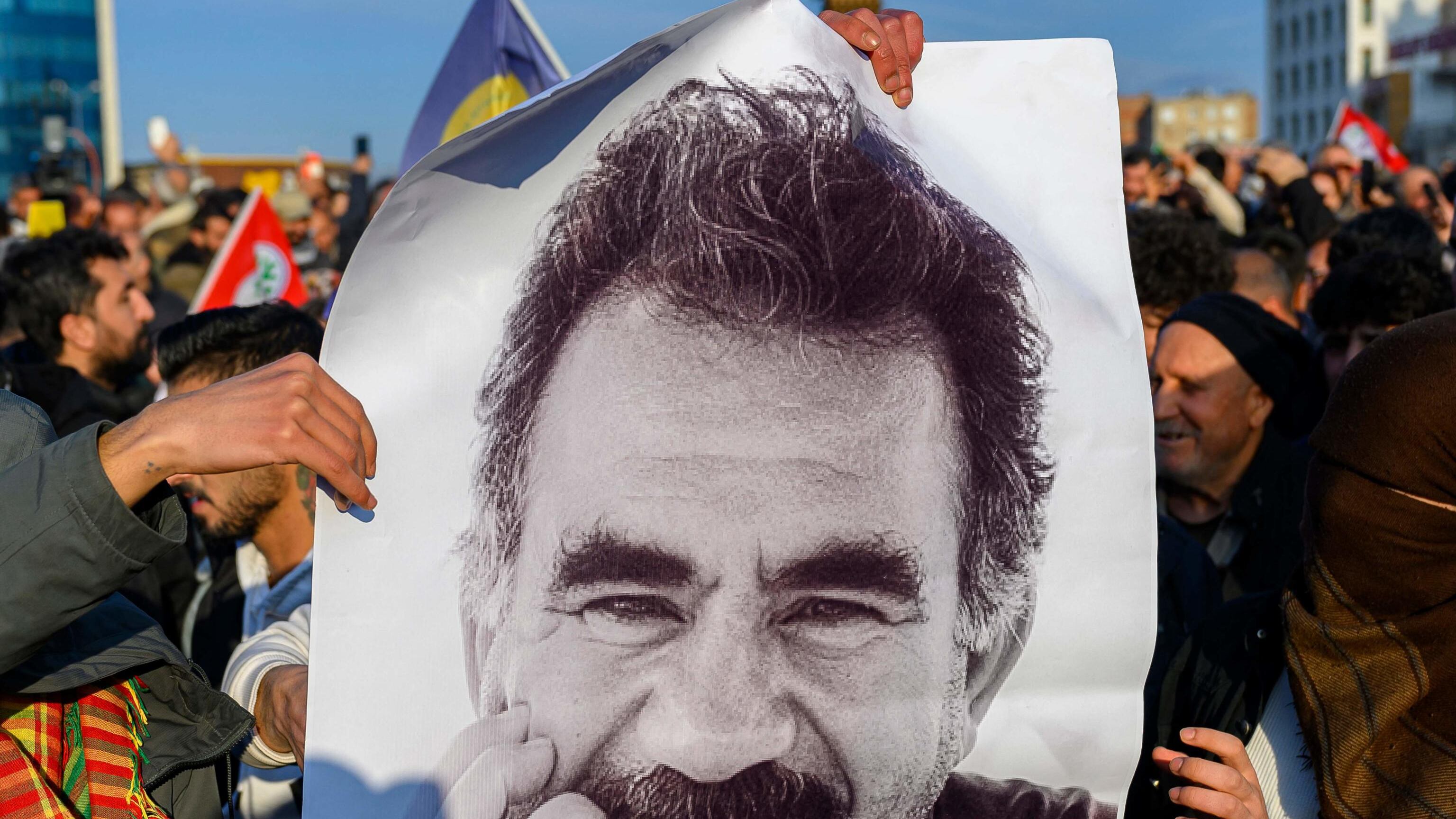 Dall’Isis al Pkk fino ai Lupi grigi. La mafia del Bosforo invade l’Italia