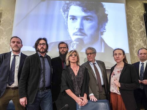 "Voleva raccontare i profughi". Del Grande vedrà il suo legale